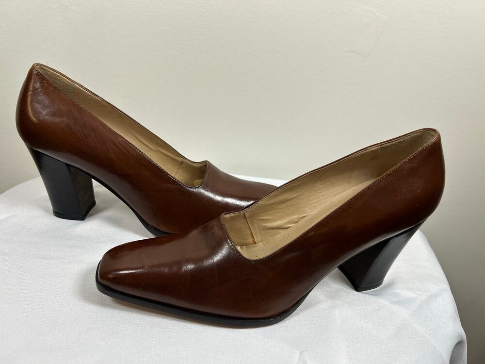 Enzo Angiolini Sz 9.5 Brown Leather Heels NWOT office career interview business
